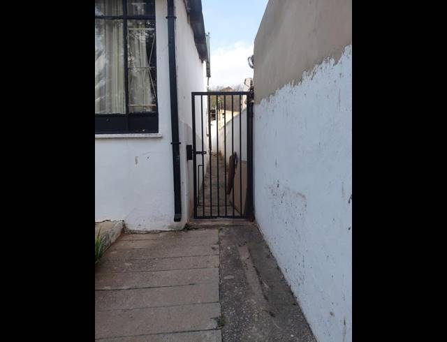 6 BEDROOM HOUSE FOR SALE IN KENSINGTON